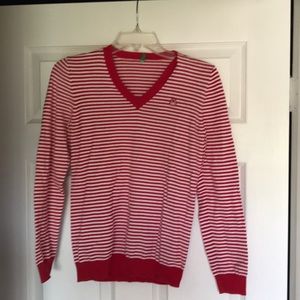 Boy’s sweater by United Colors of Benetton.